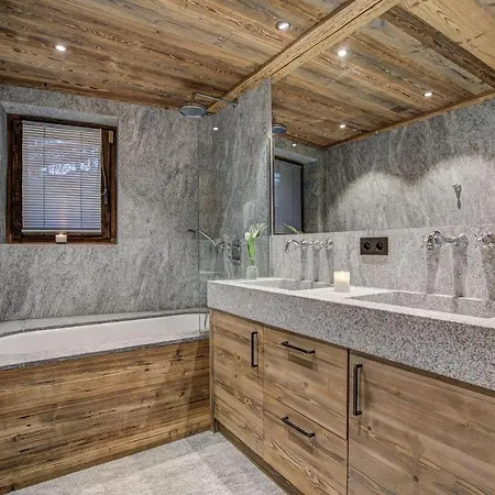 Modernes Luxus-chalet^leigh فيلة